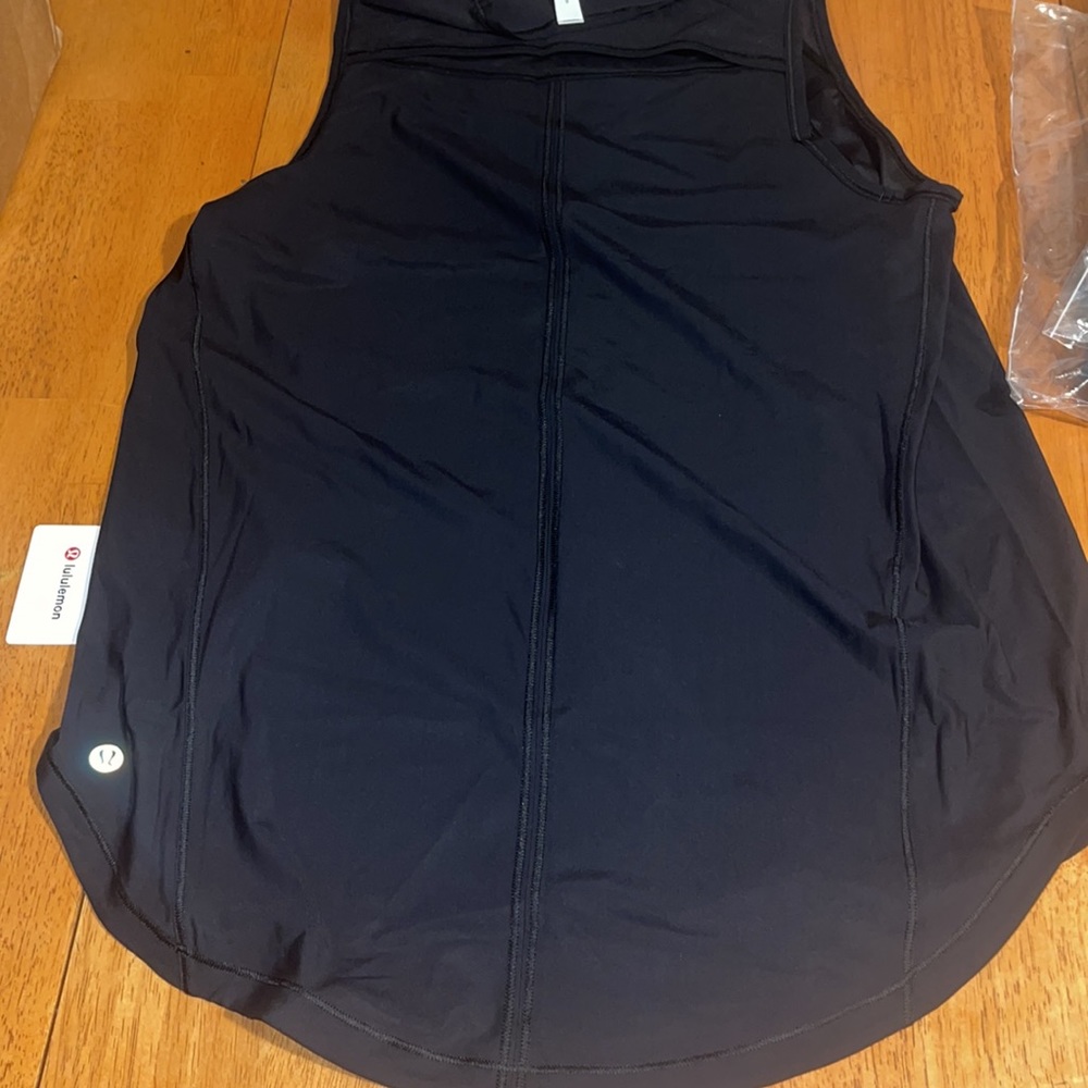 Lululemon sculpt tank - Picture 2 of 5